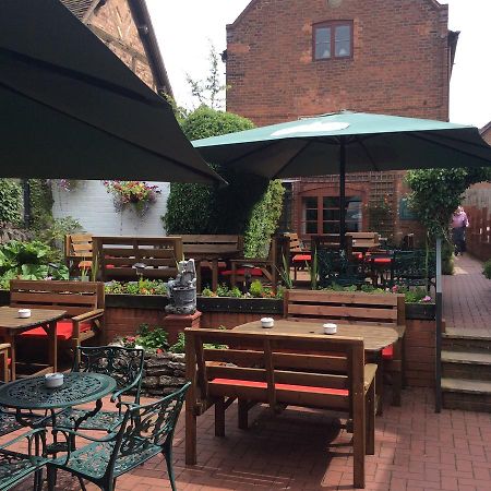 The Talbot Inn Much Wenlock Εξωτερικό φωτογραφία
