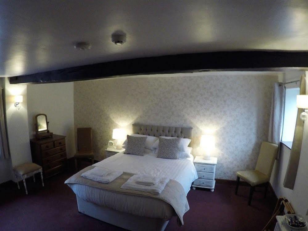 The Talbot Inn Much Wenlock Εξωτερικό φωτογραφία