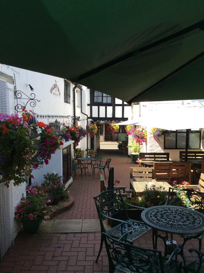 The Talbot Inn Much Wenlock Εξωτερικό φωτογραφία